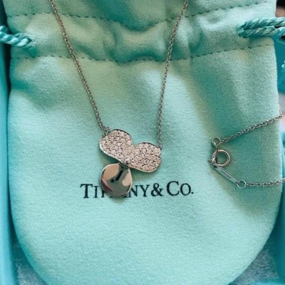 Tiffany & Co. Platinum Diamond Paper Flowers Pendant Necklace (Small)